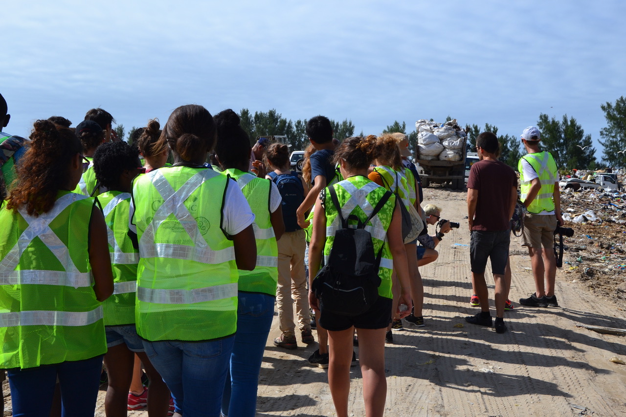 Enlarged view: The CS 2018 group on the landfill
